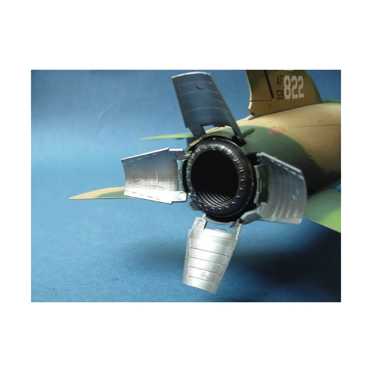 Republic F-105 D Thunderchief - Trumpeter 02201