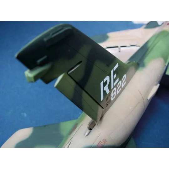 Republic F-105 D Thunderchief, 1/32 - Trumpeter 02201 Republic F-105 D Thunderchief, 1/32 - Trumpeter 02201