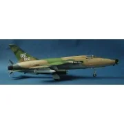 Republic F-105 D Thunderchief - Trumpeter 02201