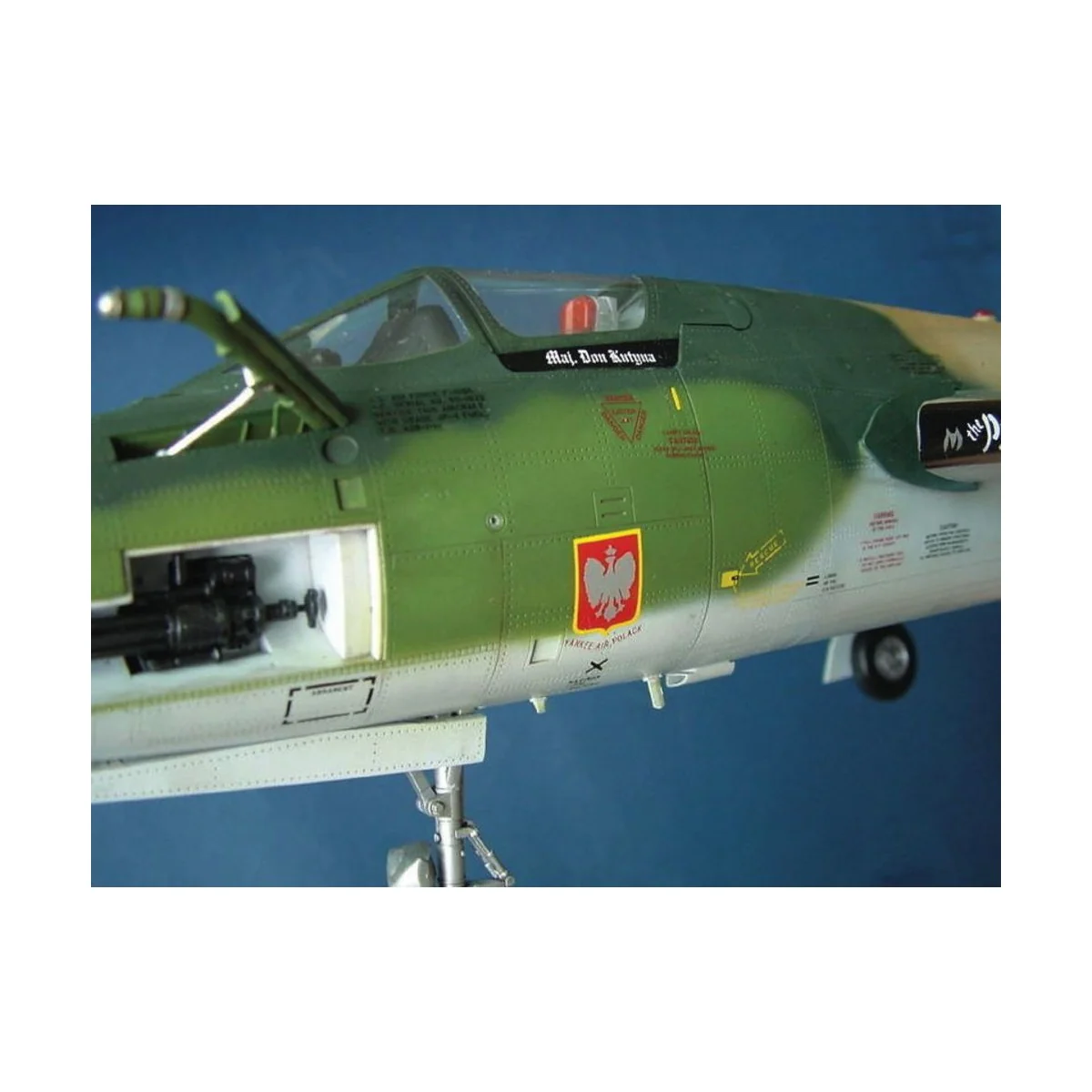 Republic F-105 D Thunderchief - Trumpeter 02201