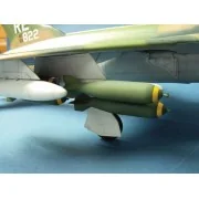 Republic F-105 D Thunderchief, 1/32 - Trumpeter 02201 Republic F-105 D Thunderchief, 1/32 - Trumpeter 02201