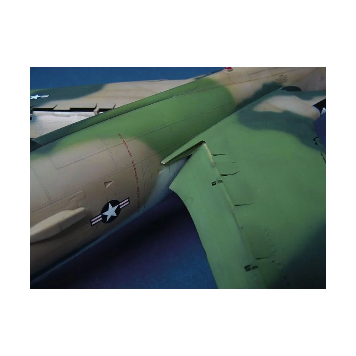 Republic F-105 D Thunderchief - Trumpeter 02201