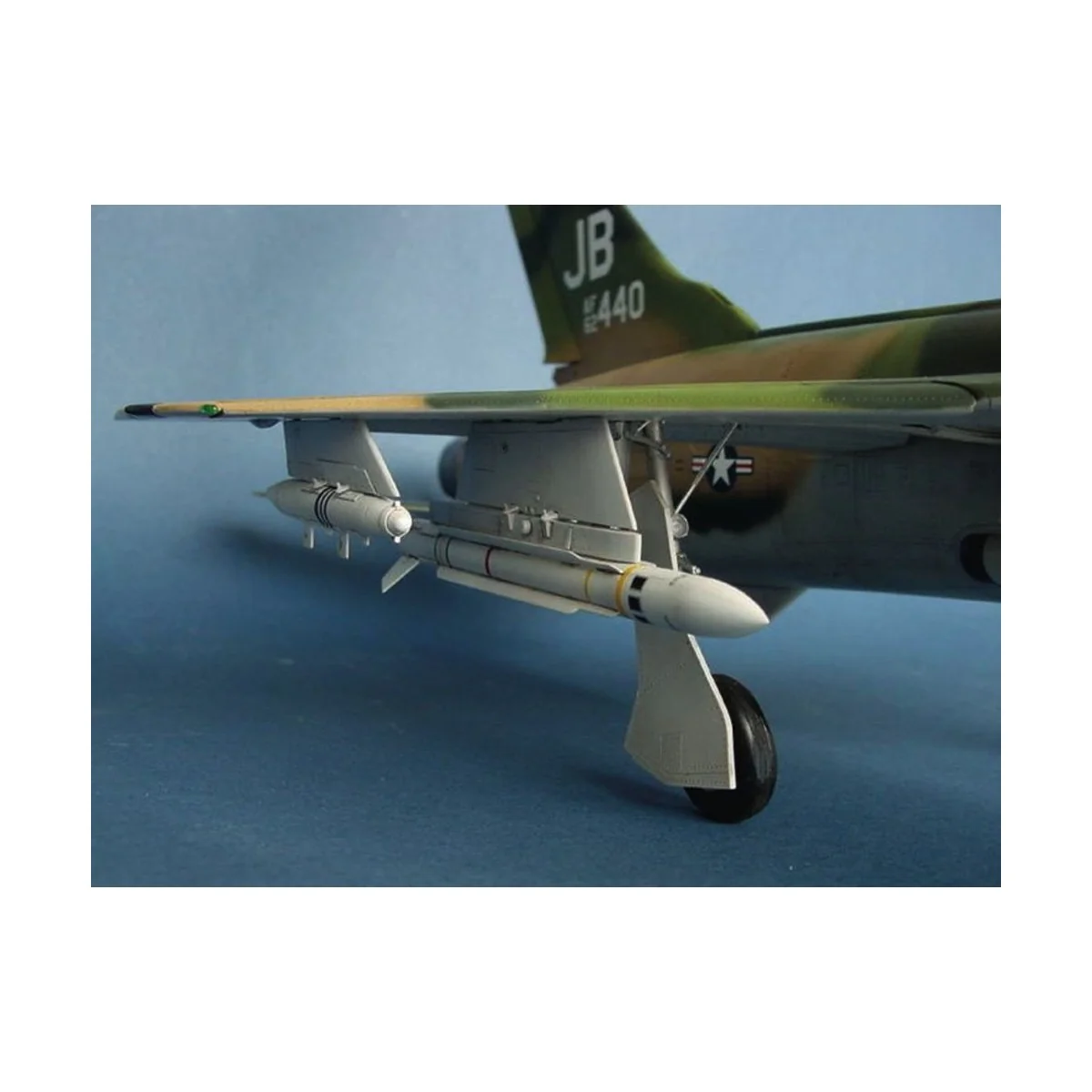 Republic F-105 G Wild Weasel, 1/32 - Trumpeter 02202