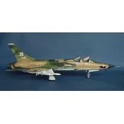 Republic F-105 G Wild Weasel - Trumpeter 02202