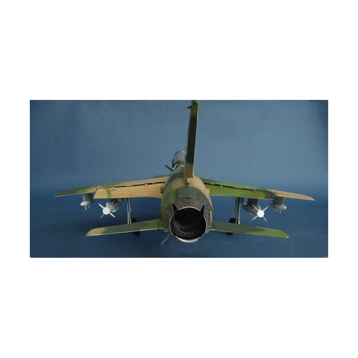 Republic F-105 G Wild Weasel, 1/32 - Trumpeter 02202