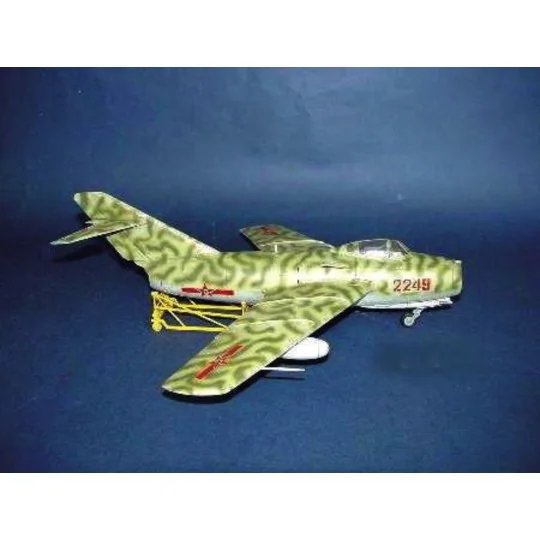 MiG-15 bis Fighter - Trumpeter 02204
