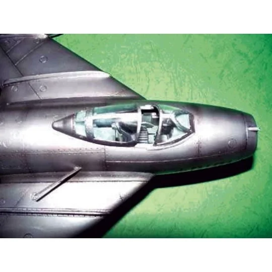 MiG-17 F Fresco, 1/32 - Trumpeter 02205