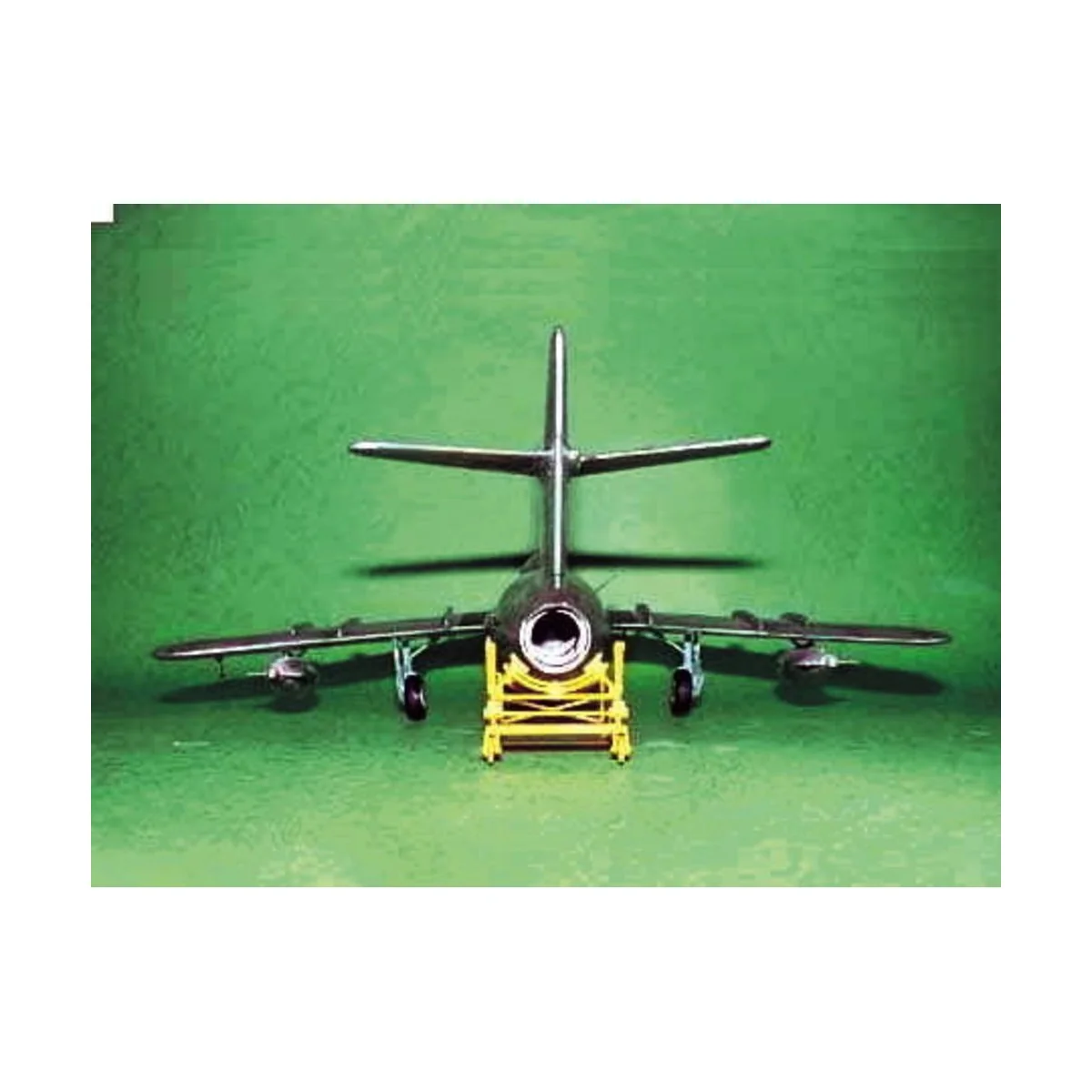 MiG-17 PF Fresco, 1/32 - Trumpeter 02206 MiG-17 PF Fresco, 1/32 - Trumpeter 02206