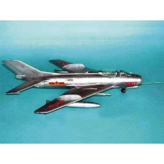 MiG-19 S Farmer C, 1/32 - Trumpeter 02207