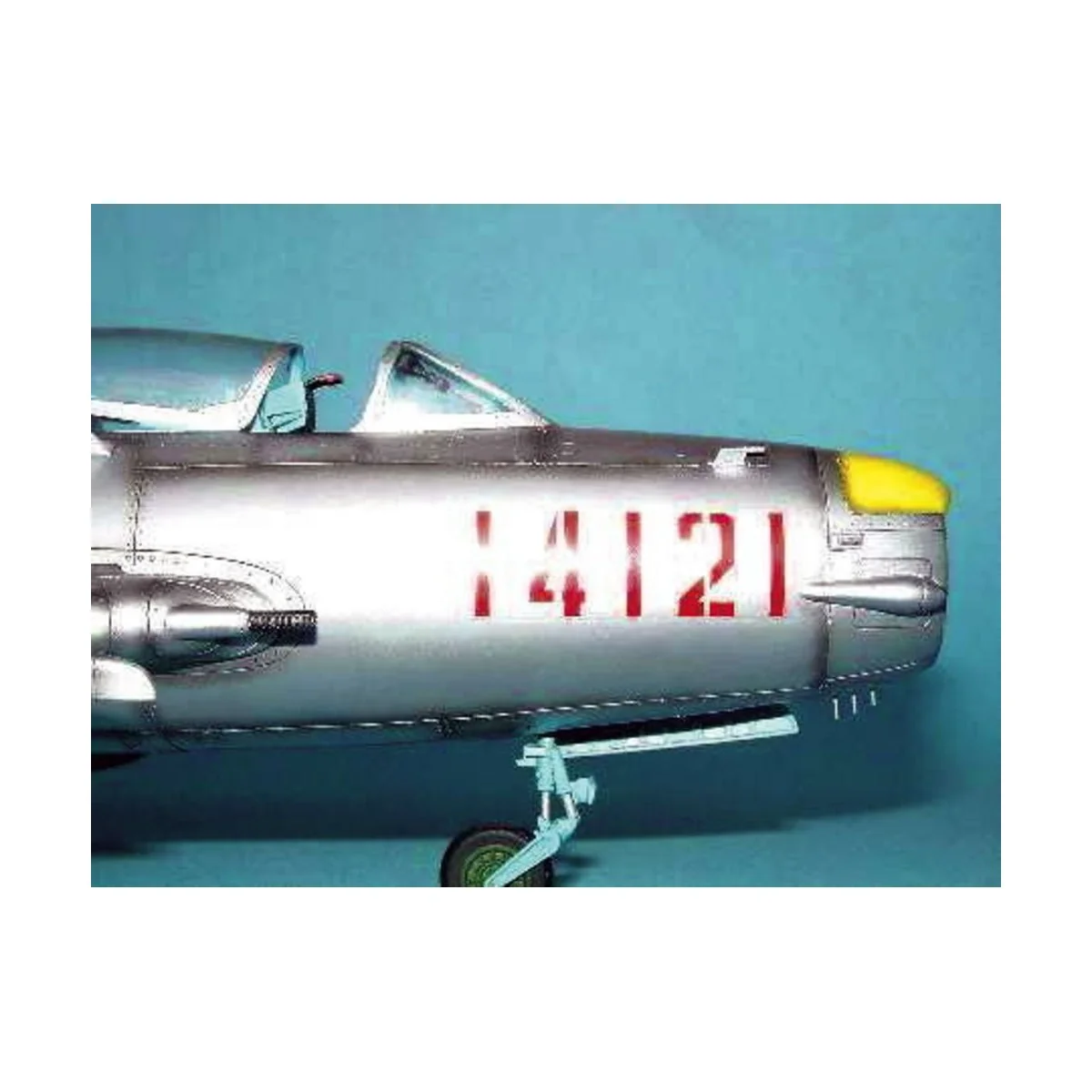 MiG-19 PM Farmer E/Shenyang F-6B - Trumpeter 02209