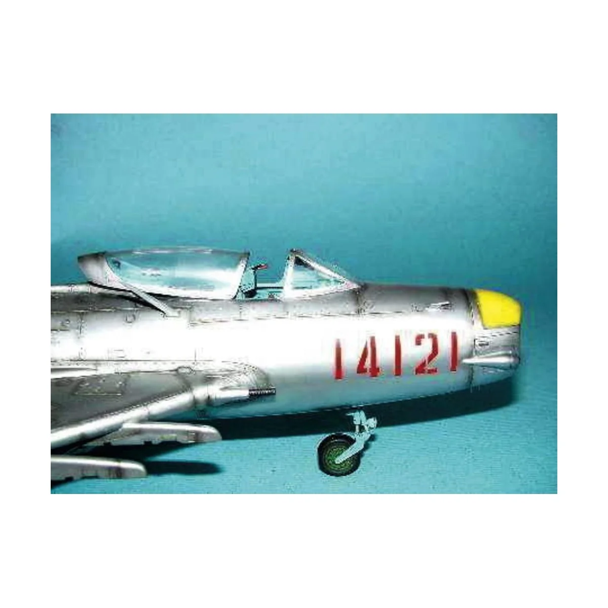 MiG-19 PM Farmer E/Shenyang F-6B, 1/32 - Trumpeter 02209 MiG-19 PM Farmer E/Shenyang F-6B, 1/32 - Trumpeter 02209