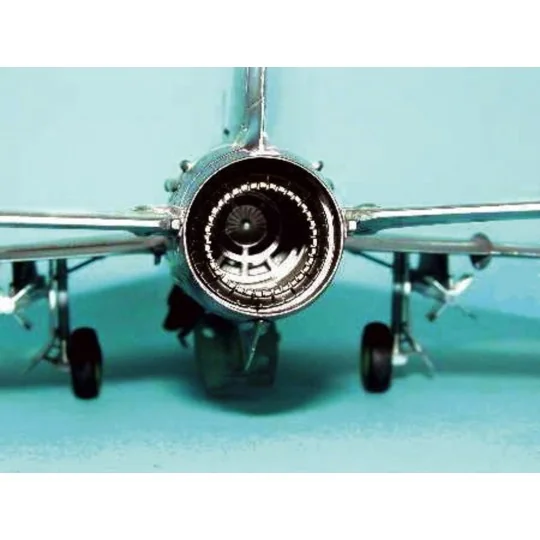 MiG-21 F-13, 1/32 - Trumpeter 02210 MiG-21 F-13, 1/32 - Trumpeter 02210