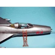 MiG-21 F-13, 1/32 - Trumpeter 02210 MiG-21 F-13, 1/32 - Trumpeter 02210