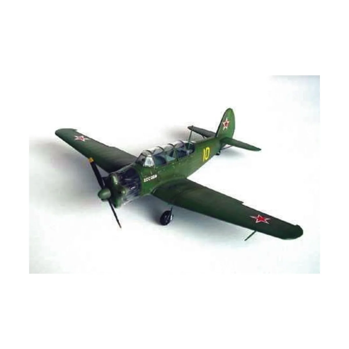 Jakowlew Jak-18 Max, 1/32 - Trumpeter 02213