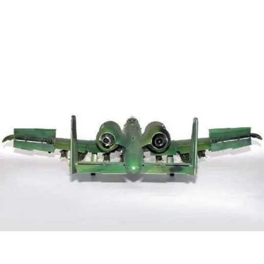 Fairchild A-10 A Thunderbolt II - Trumpeter 02214