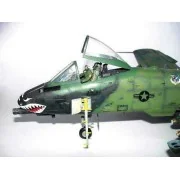 Fairchild A-10 A Thunderbolt II - Trumpeter 02214