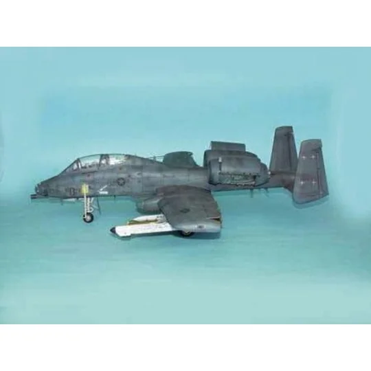 Fairchild A-10 A Thunderbolt N/AW, 1/32 - Trumpeter 02215