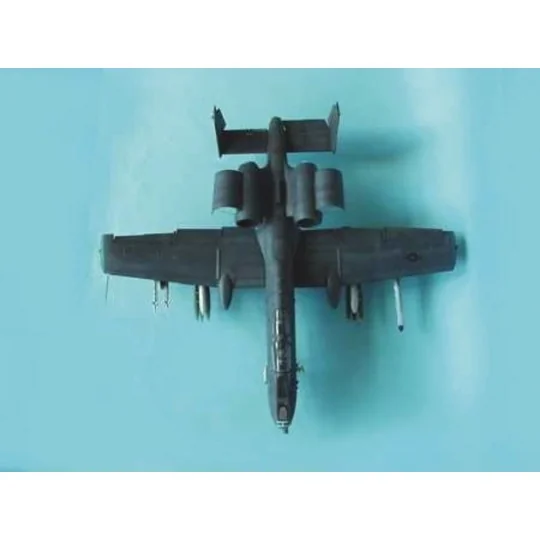 Fairchild A-10 A Thunderbolt N/AW - Trumpeter 02215