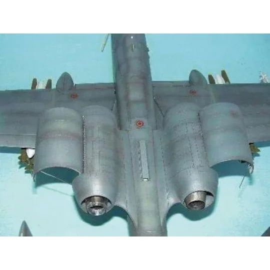 Fairchild A-10 A Thunderbolt N/AW, 1/32 - Trumpeter 02215