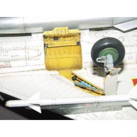 Shenyang F-7 II, 1/32 - Trumpeter 02216 Shenyang F-7 II, 1/32 - Trumpeter 02216