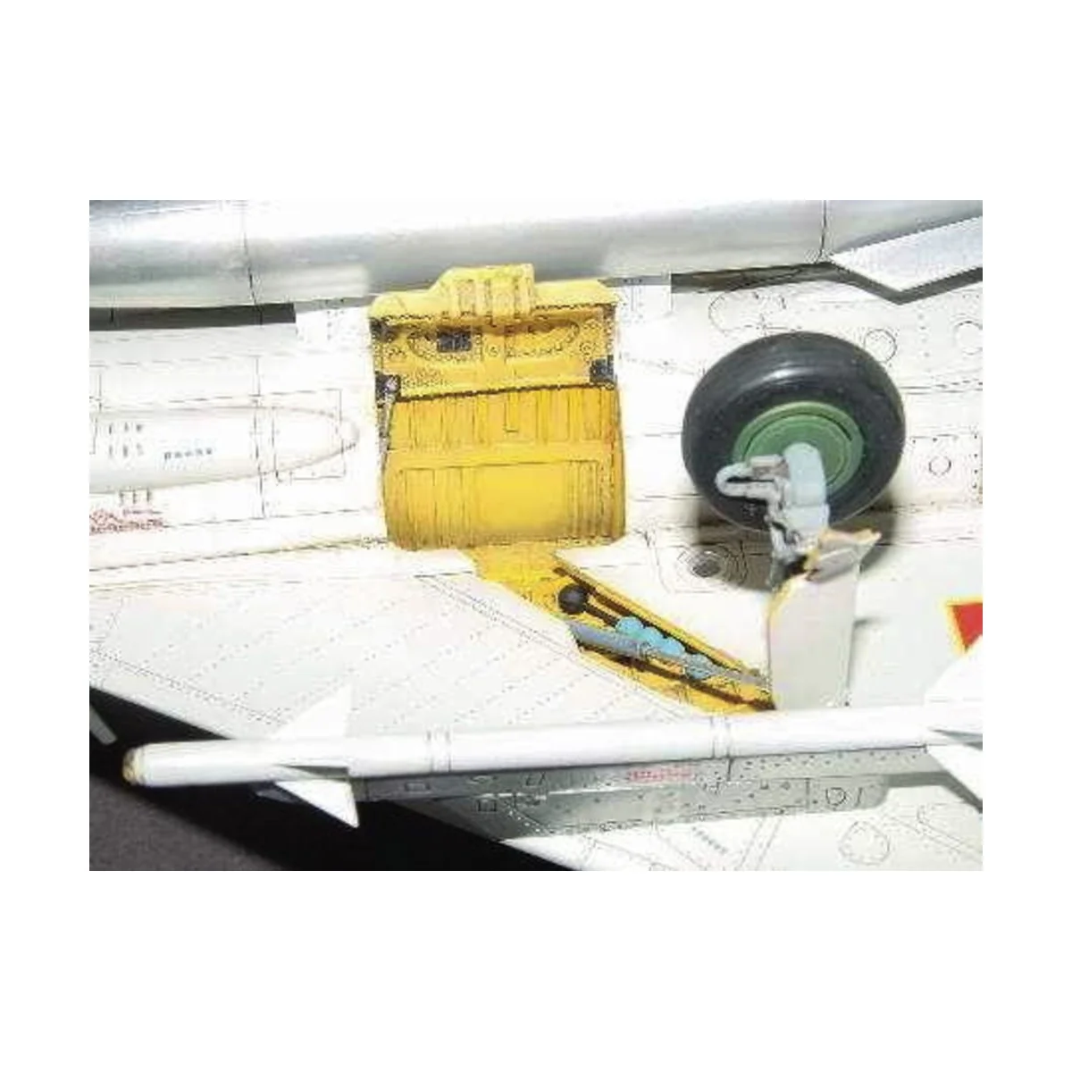 Shenyang F-7 II, 1/32 - Trumpeter 02216 Shenyang F-7 II, 1/32 - Trumpeter 02216