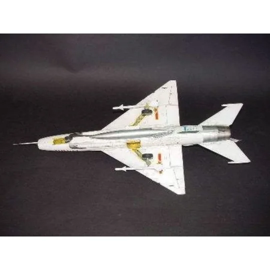 Shenyang F-7 II - Trumpeter 02216