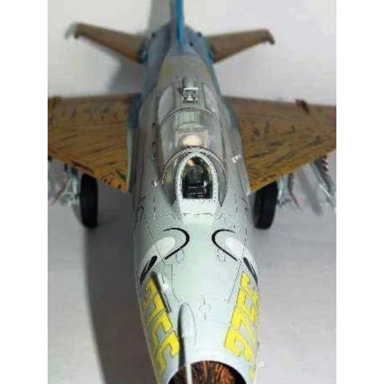 MiG-21 UM Test, 1/32 - Trumpeter 02219