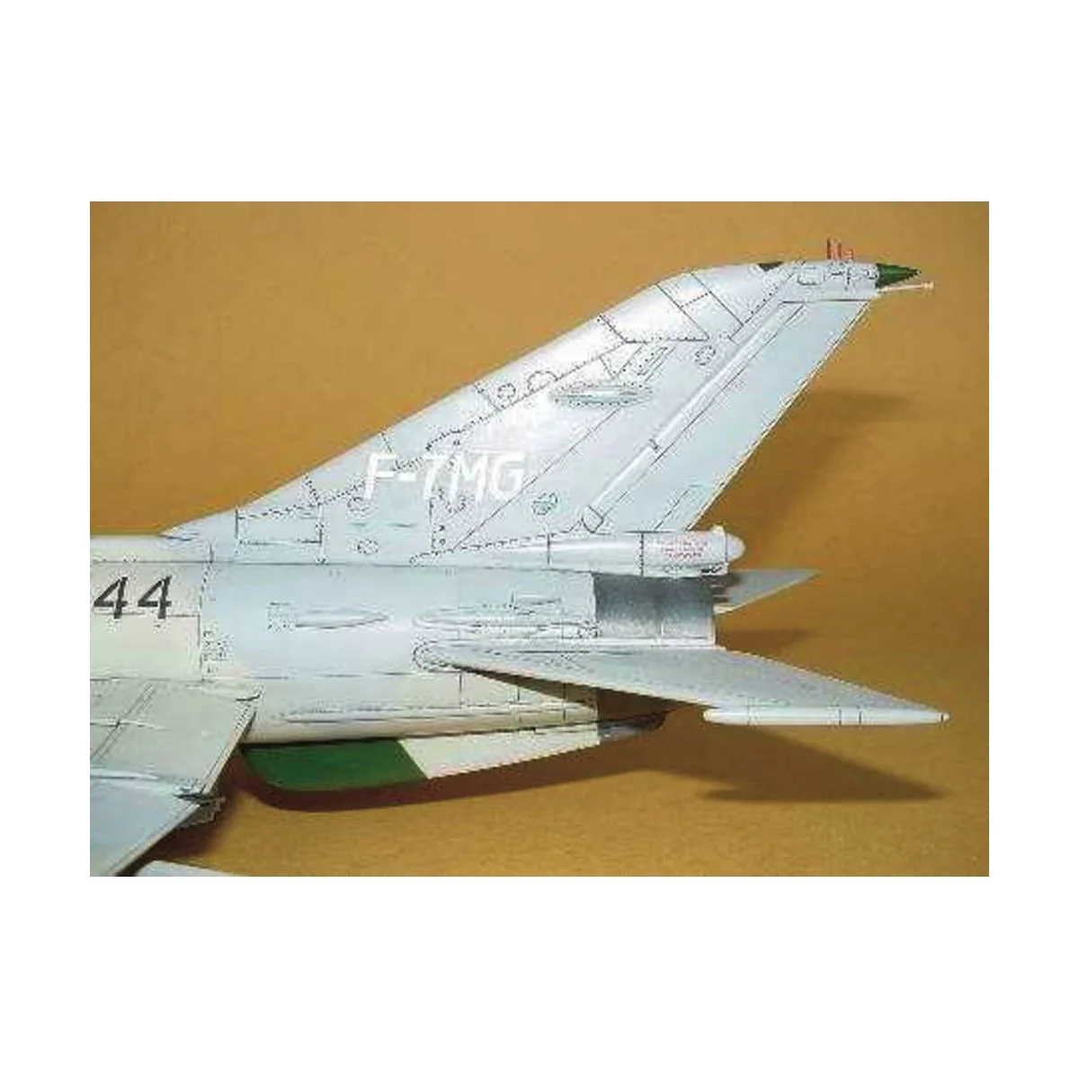 Chengdu F-7 MG - Trumpeter 02220