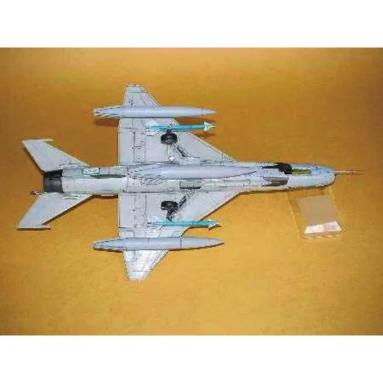 Chengdu F-7 MG - Trumpeter 02220