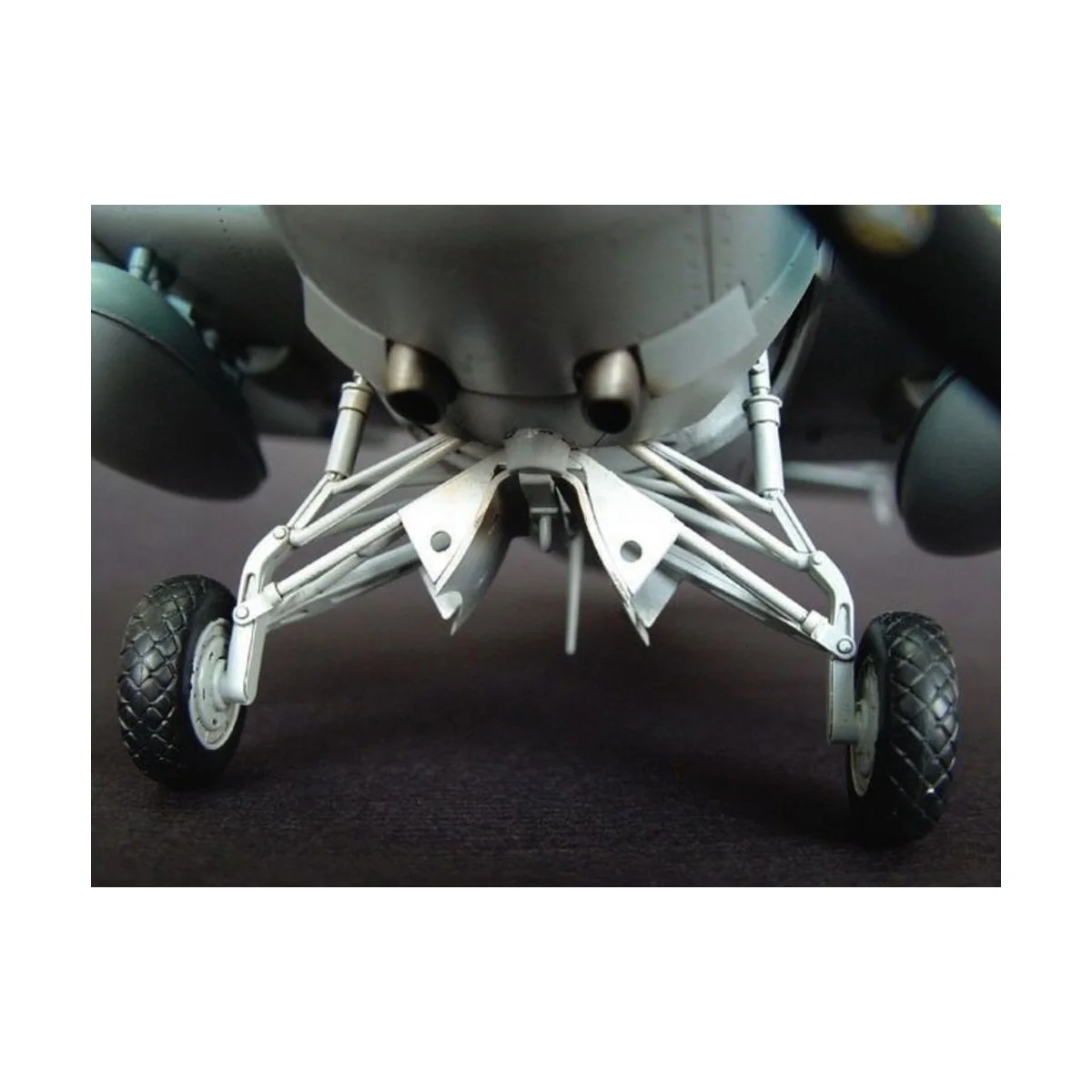 Grumman F4F-4 Wildcat - Trumpeter 02223