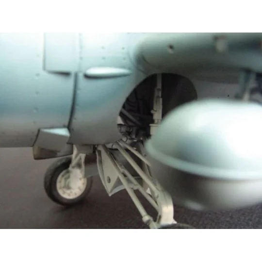 Grumman F4F-4 Wildcat - Trumpeter 02223