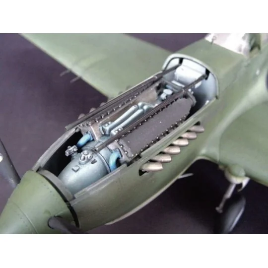 Curtiss P-40B Warhawk, 1/32 - Trumpeter 02228