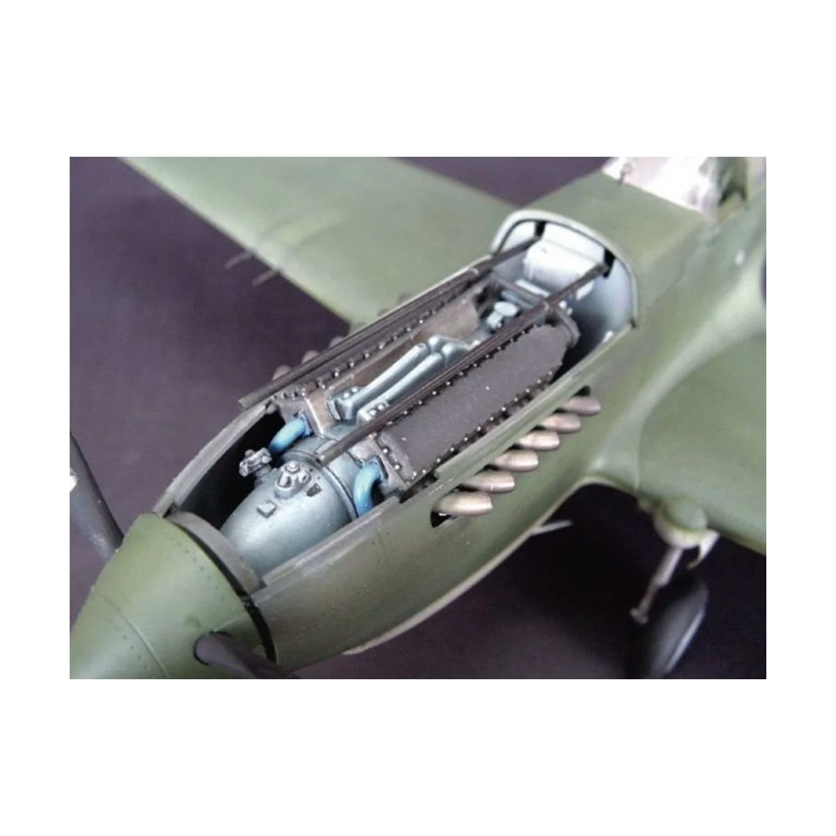 Curtiss P-40B Warhawk, 1/32 - Trumpeter 02228