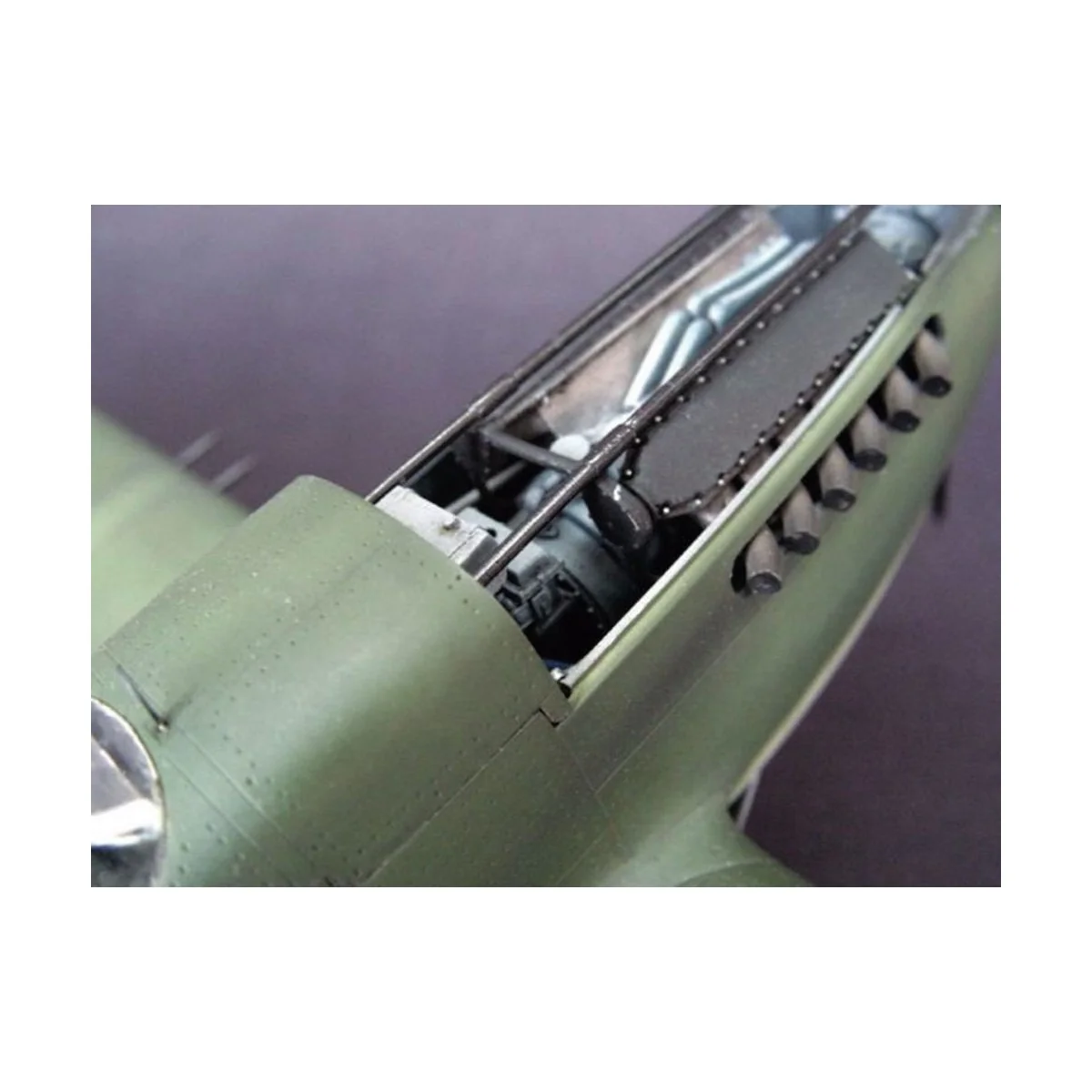 Curtiss P-40B Warhawk, 1/32 - Trumpeter 02228