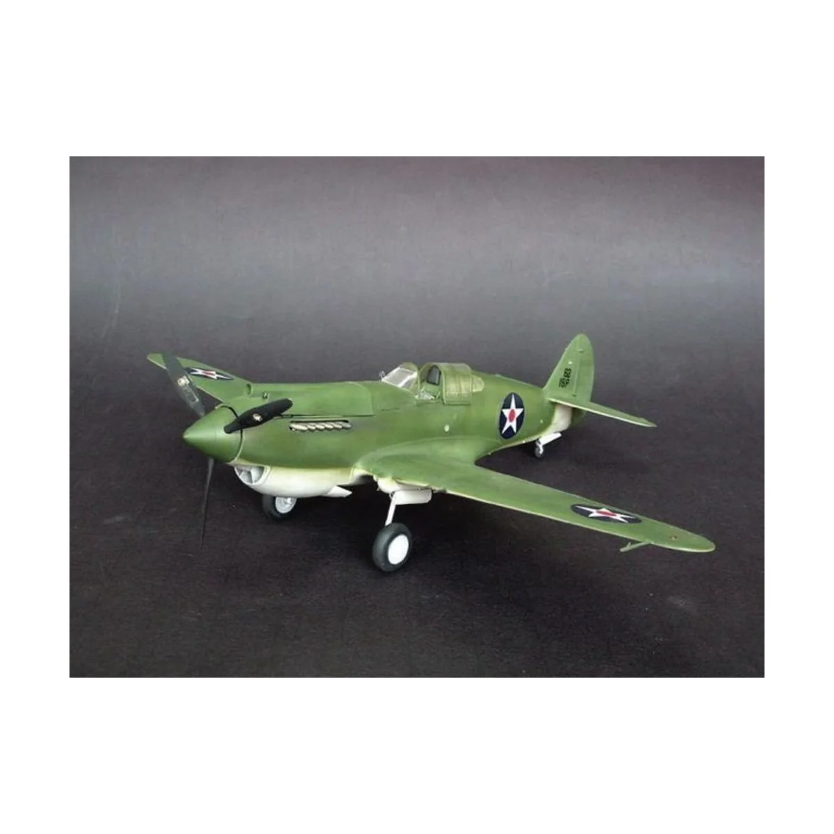 Curtiss P-40B Warhawk, 1/32 - Trumpeter 02228