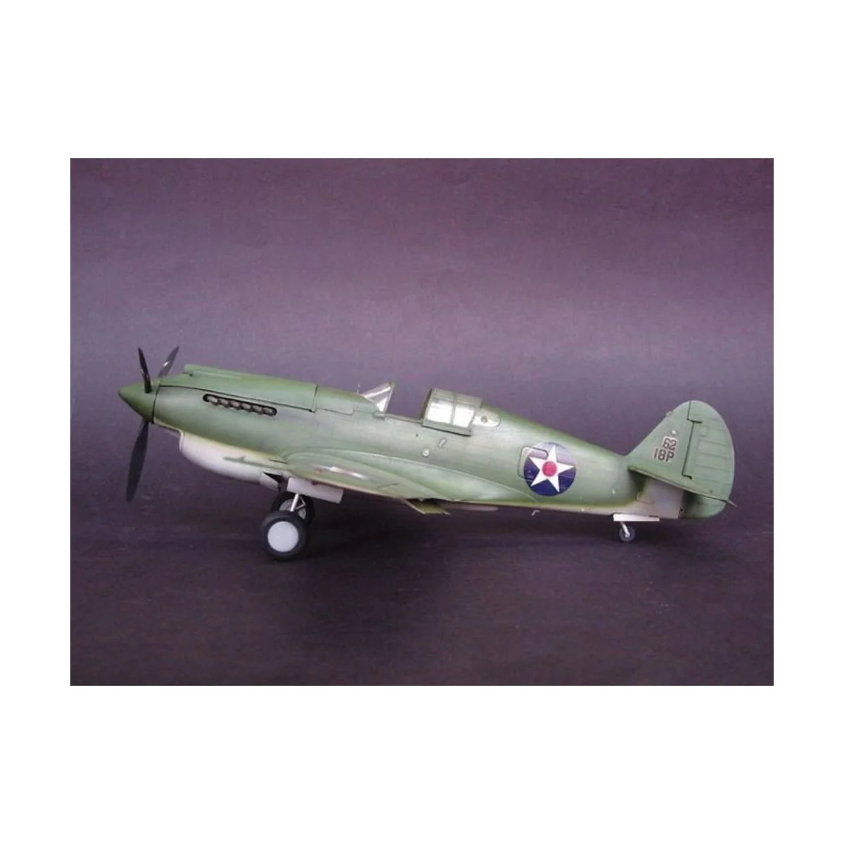 Curtiss P-40B Warhawk, 1/32 - Trumpeter 02228