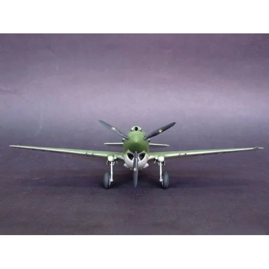 Curtiss P-40B Warhawk, 1/32 - Trumpeter 02228