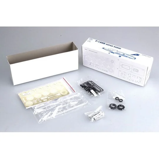 North American F-100D Super Sabre, 1/32 - Trumpeter 02232