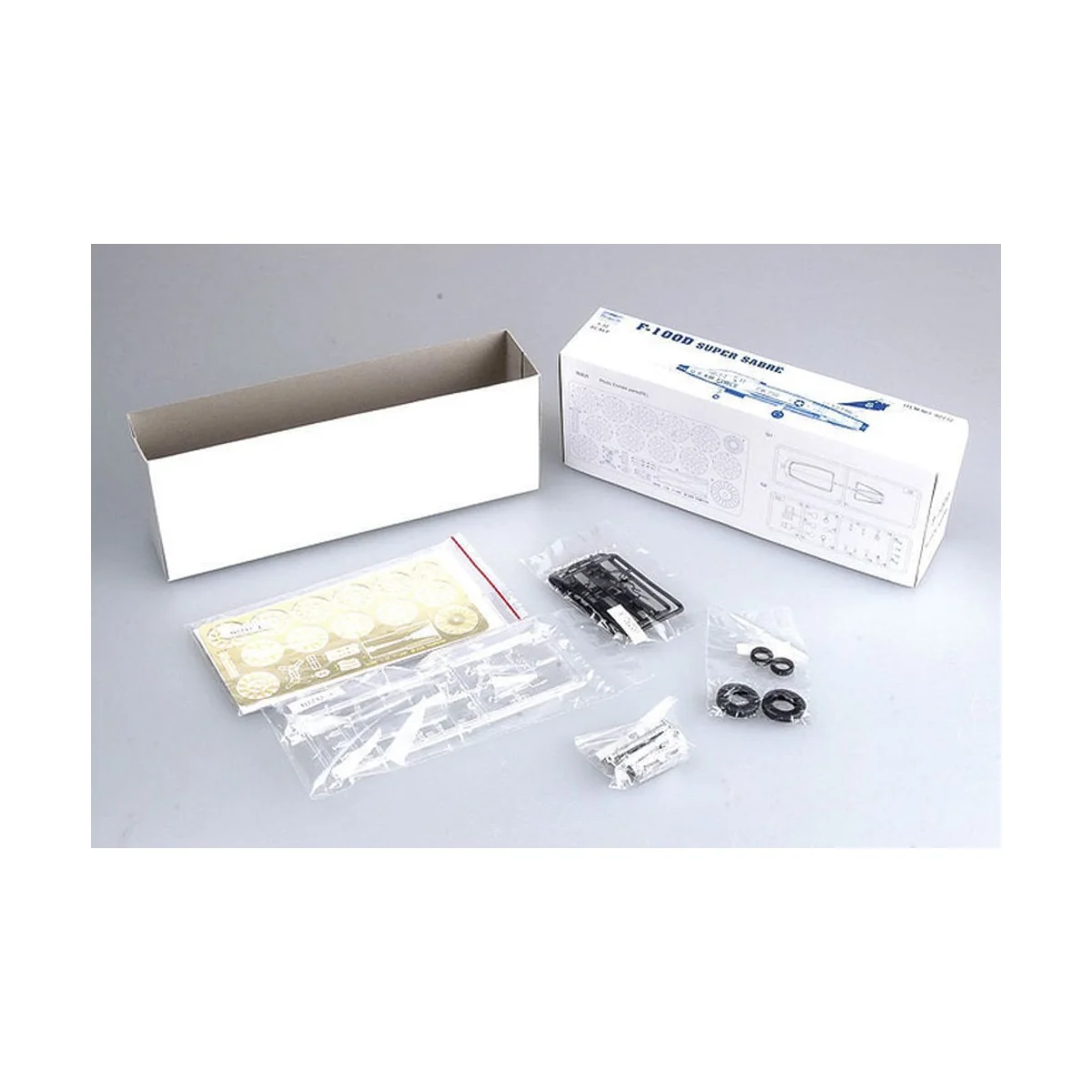 North American F-100D Super Sabre, 1/32 - Trumpeter 02232