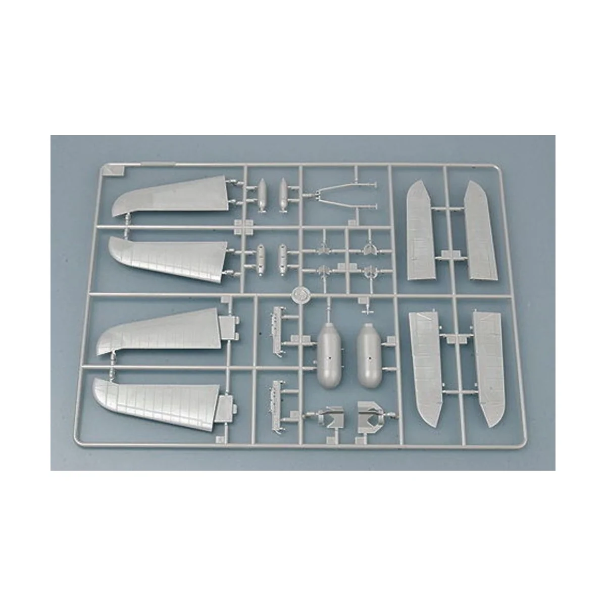 SBD-3/4/A-24A Dauntless US Navy, 1/32 - Trumpeter 02242 SBD-3/4/A-24A Dauntless US Navy, 1/32 - Trumpeter 02242