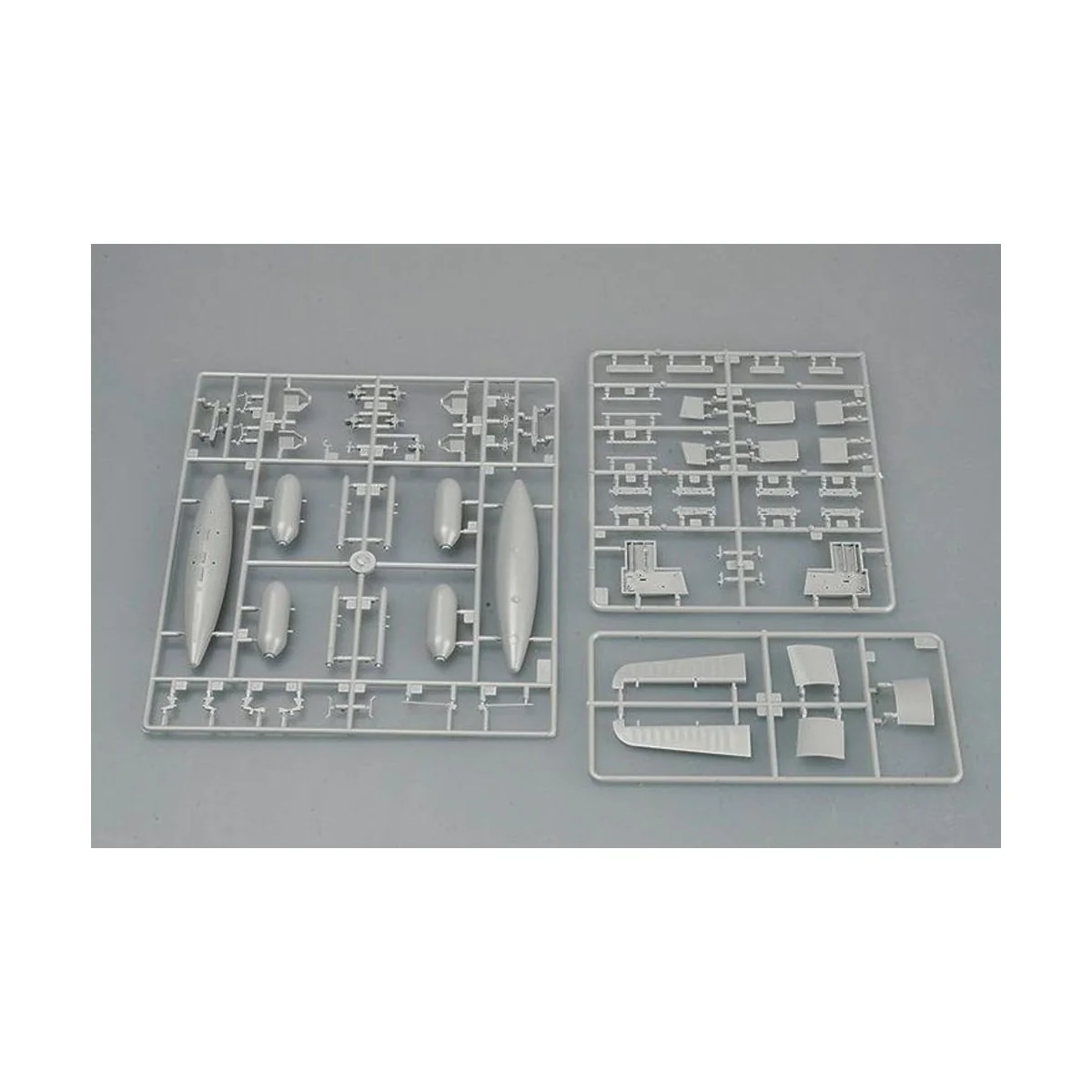 F8F-1 Bearcat, 1/32 - Trumpeter 02247 F8F-1 Bearcat, 1/32 - Trumpeter 02247