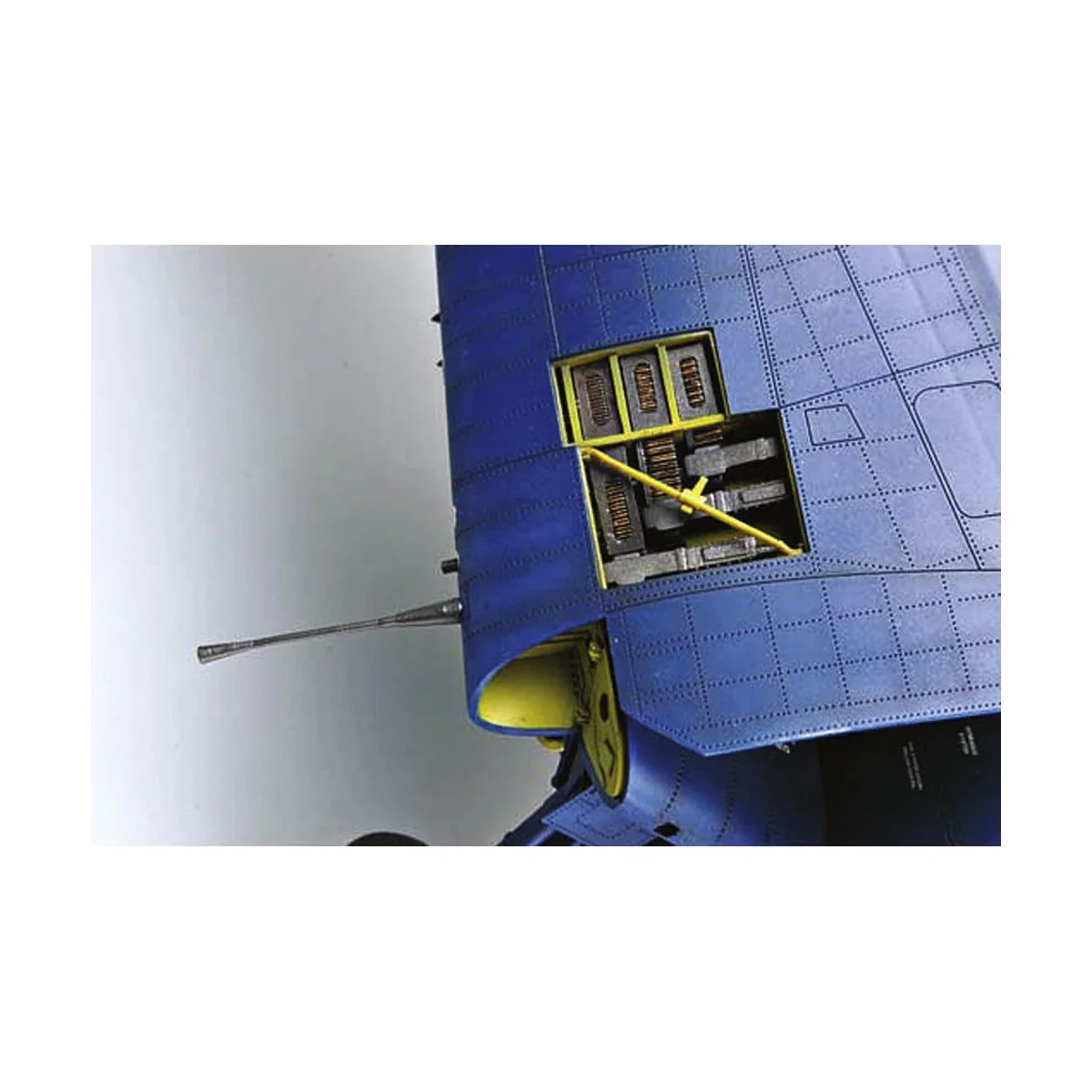 F6F-5N ''Hellcat'', 1/32 - Trumpeter 02259 F6F-5N ''Hellcat'', 1/32 - Trumpeter 02259