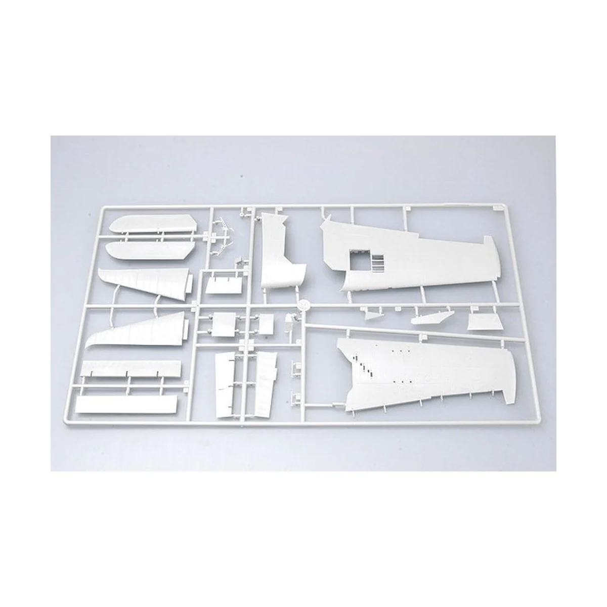 F6F-5N ''Hellcat'', 1/32 - Trumpeter 02259 F6F-5N ''Hellcat'', 1/32 - Trumpeter 02259