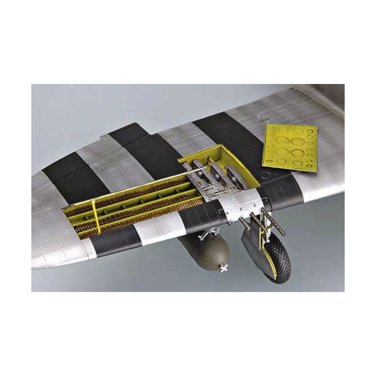 P-47D Razorback Fighter, 1/32 - Trumpeter 02262 P-47D Razorback Fighter, 1/32 - Trumpeter 02262