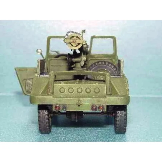 Chinesischer Geländewagen BJ212A, 1/35 - Trumpeter 02301