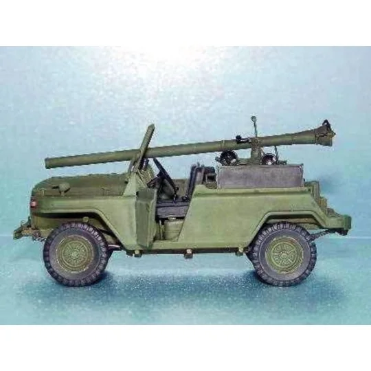 Chinesischer Geländewagen BJ212A, 1/35 - Trumpeter 02301