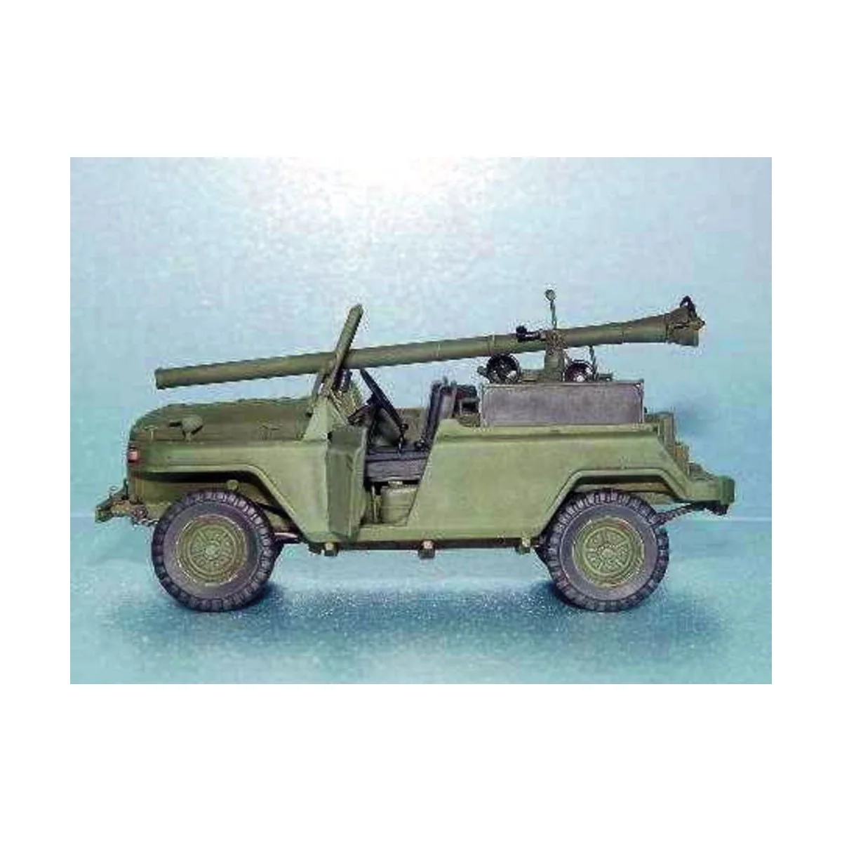 Chinesischer Geländewagen BJ212A, 1/35 - Trumpeter 02301