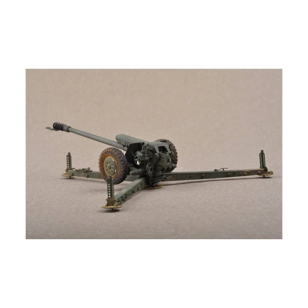 Soviet D30 122mm Howitzer-Late Version, 1/35 - Trumpeter 02329