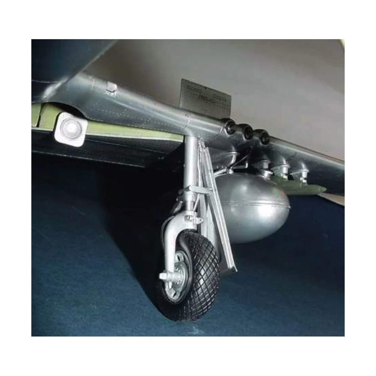 North American P-51 D Mustang IV - Trumpeter 02401