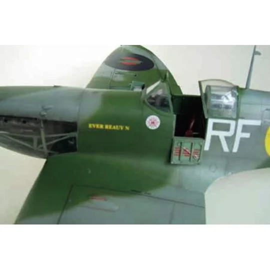 Supermarine Spitfire Mk. Vb, 1/24 - Trumpeter 02403 Supermarine Spitfire Mk. Vb, 1/24 - Trumpeter 02403